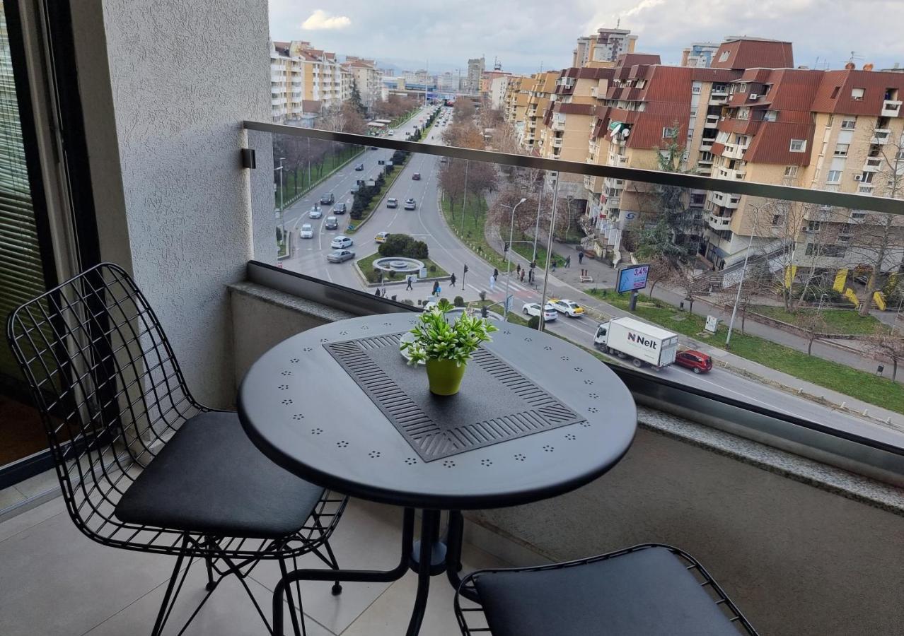 Modern & Trendy Apartment Skopje Exterior photo