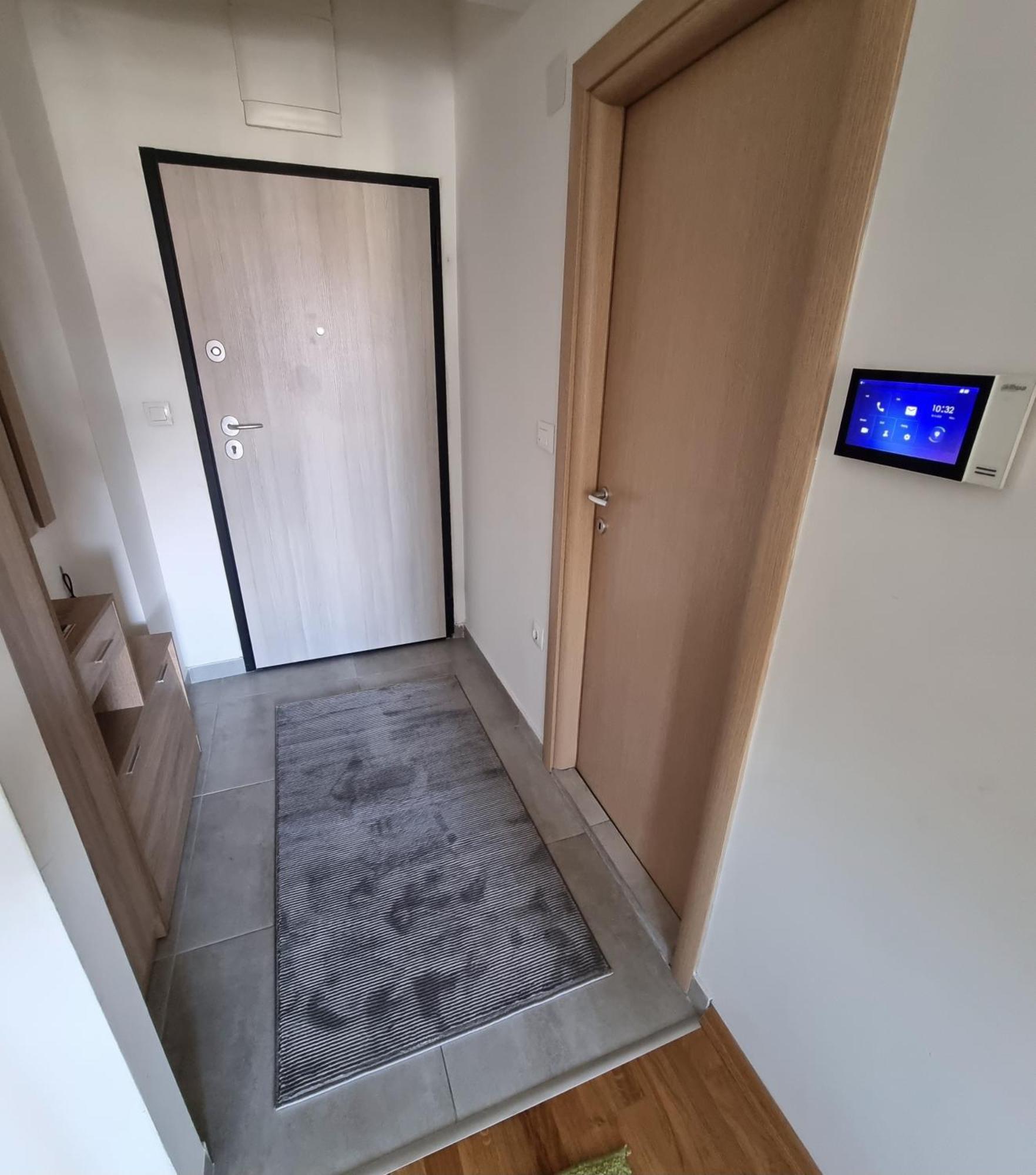 Modern & Trendy Apartment Skopje Exterior photo